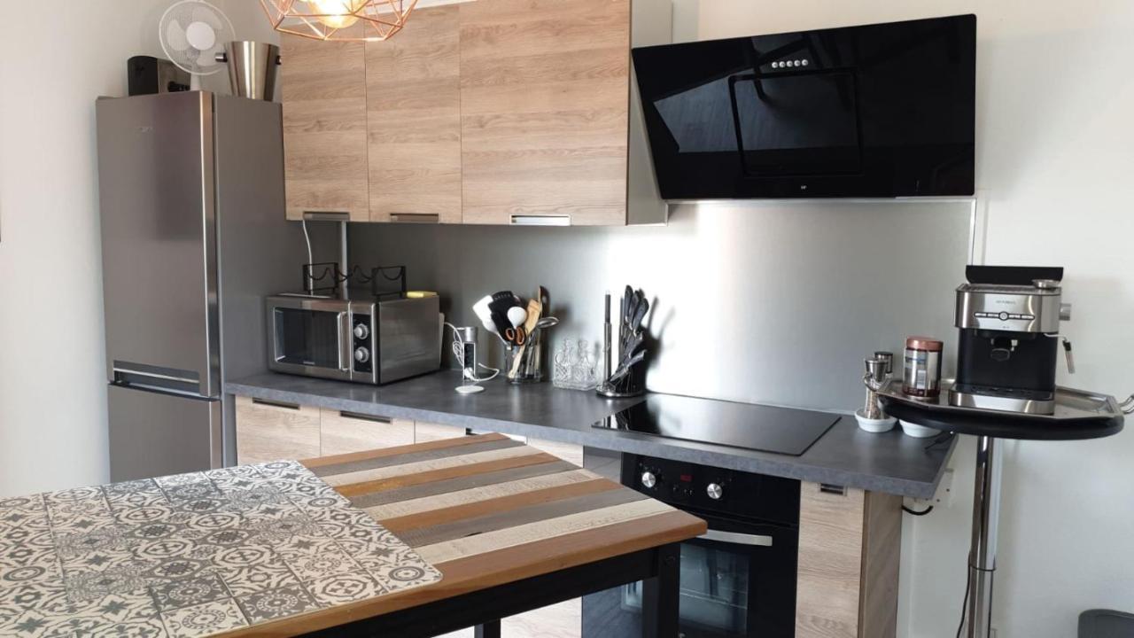 Apartmán Ave De La Vaite Besançon Exteriér fotografie